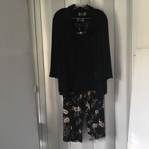 Slinky Brand wide leg pant with tank top And Black jacket. Sz M